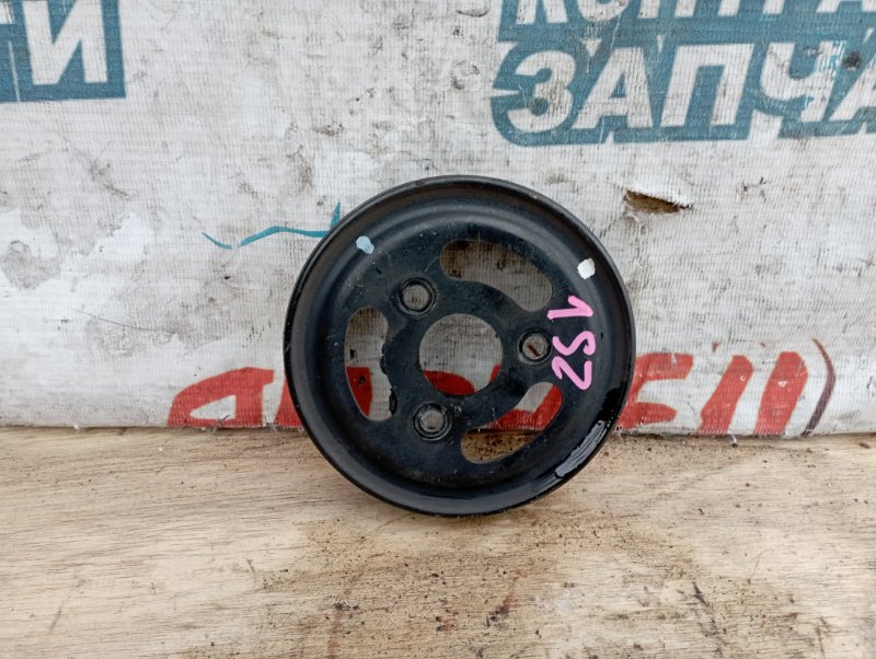 Шкив помпы Toyota Vitz SCP10 1SZ-FE (б/у)