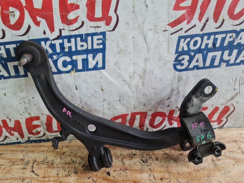 Рычаг нижний Honda Stream RN6 R18A передний правый (б/у)