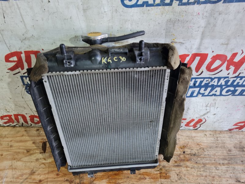 Радиатор основной Toyota Passo KGC30 1KR-FE (б/у)