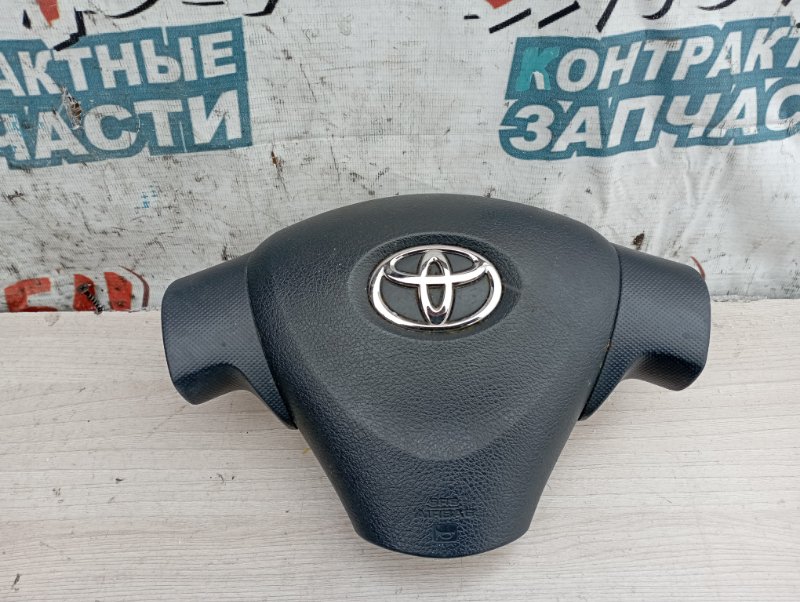 Airbag на руль Toyota Isis ANM10 1AZ-FSE (б/у)