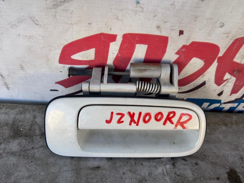 Ручка двери внешняя Toyota Cresta JZX100 1JZ-GE 1997 задняя правая (б/у)