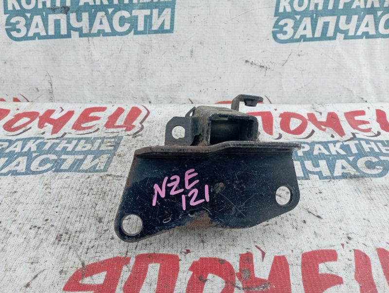 Подушка двигателя Toyota Corolla NZE121 1NZ-FE левая (б/у)