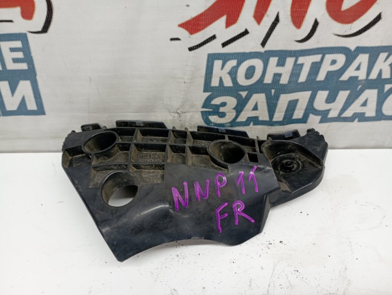 Крепление бампера TOYOTA PORTE NNP11 1NZ-FE переднее правое (б/у)