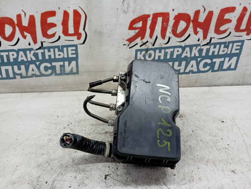 Блок abs Toyota Ractis NCP125 1NZ-FE (б/у)