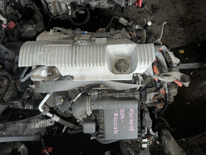 Двигатель Toyota Prius ZVW30 2ZR-FXE 2010 (б/у)