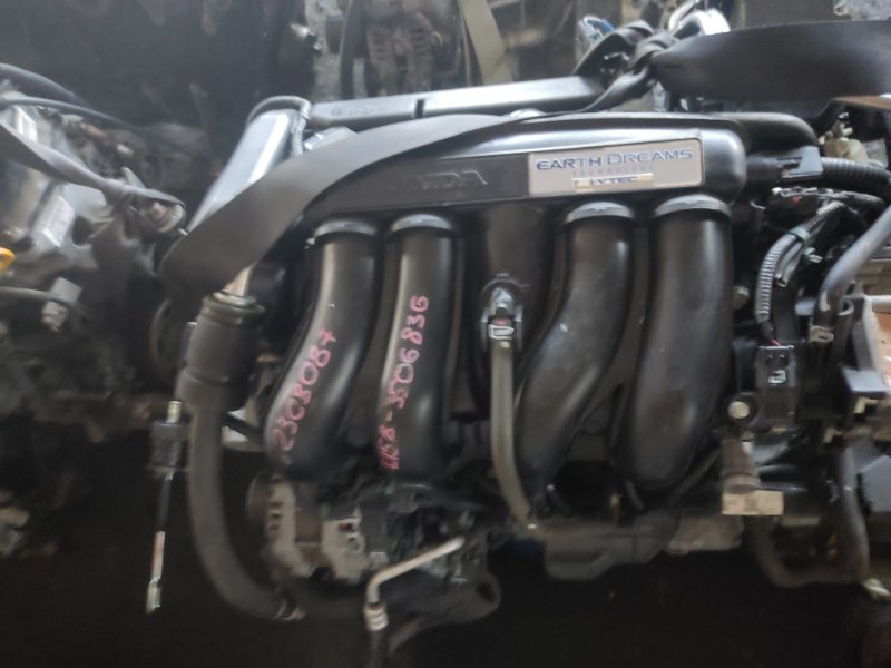 Двигатель Honda Vezel RU1 L15B (б/у)
