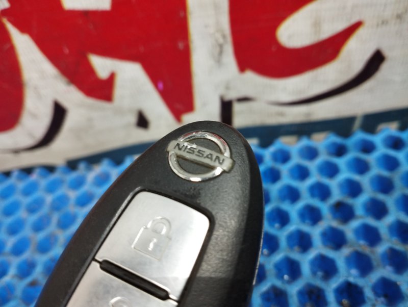 Смарт-ключ Nissan Note E11 HR15DE (б/у)