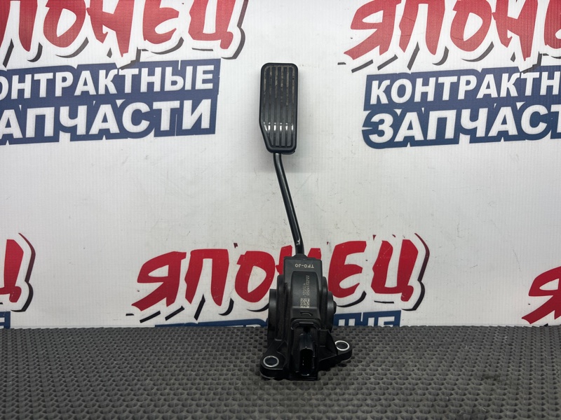 Педаль газа Honda Fit GP5 LEB (б/у)