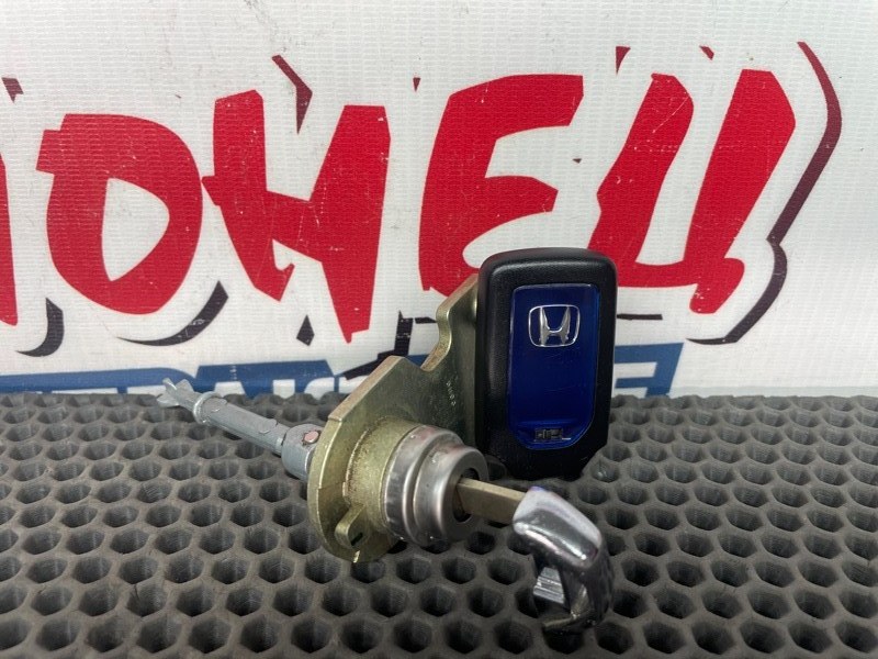 Смарт-ключ Honda Fit GP5 LEB (б/у)