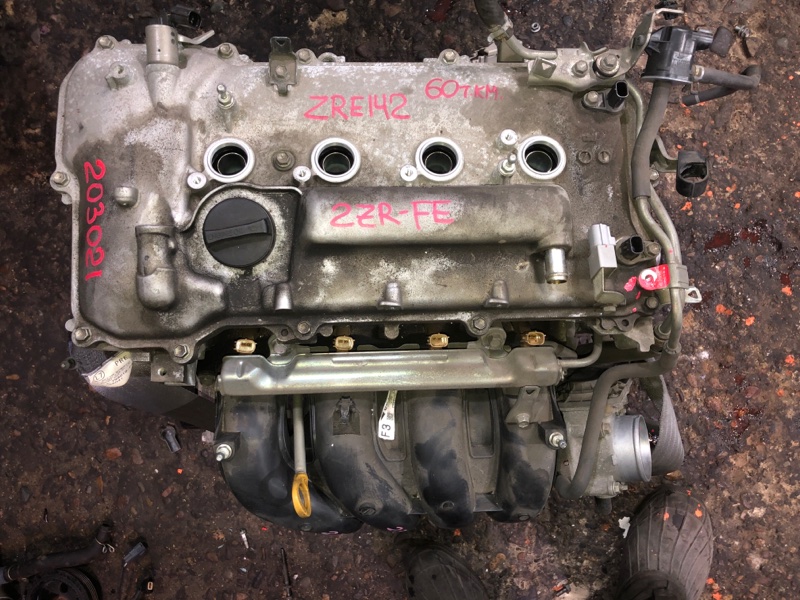 Двигатель Toyota Corolla Axio ZRE142 2ZR-FE (б/у)