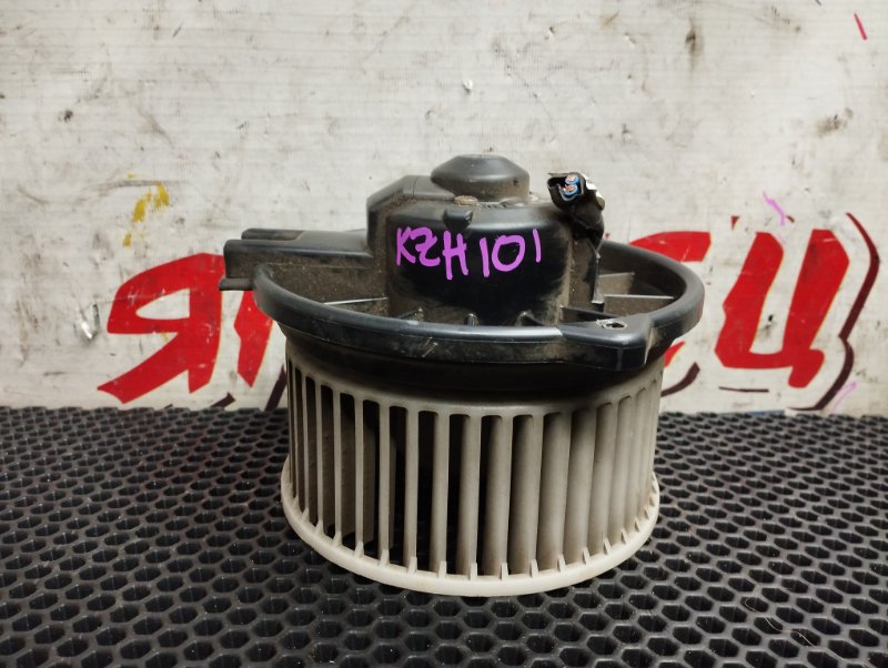 Мотор печки Toyota Hiace RZH101 2RZ-E (б/у)
