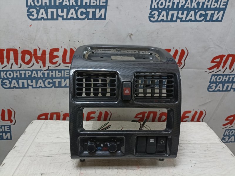 Консоль центральная Mazda Mpv LVLR WLT (б/у)