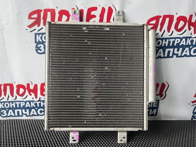 Радиатор кондиционера Toyota Passo KGC30 1KR-FE 2011 (б/у)