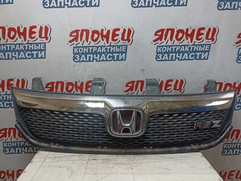 Решетка радиатора Honda Stream RN8 R20A (б/у)