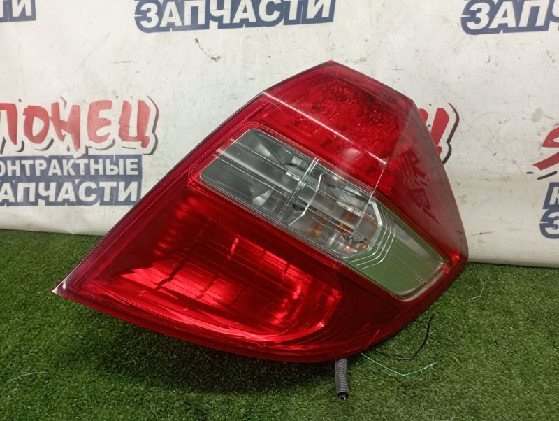 Стоп-сигнал Honda Fit GE6 L13A задний правый (б/у)