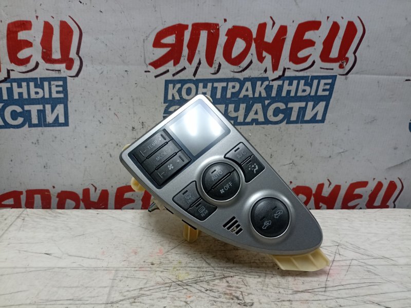 Блок управления климат-контролем Toyota Ractis NCP100 1NZ-FE (б/у)