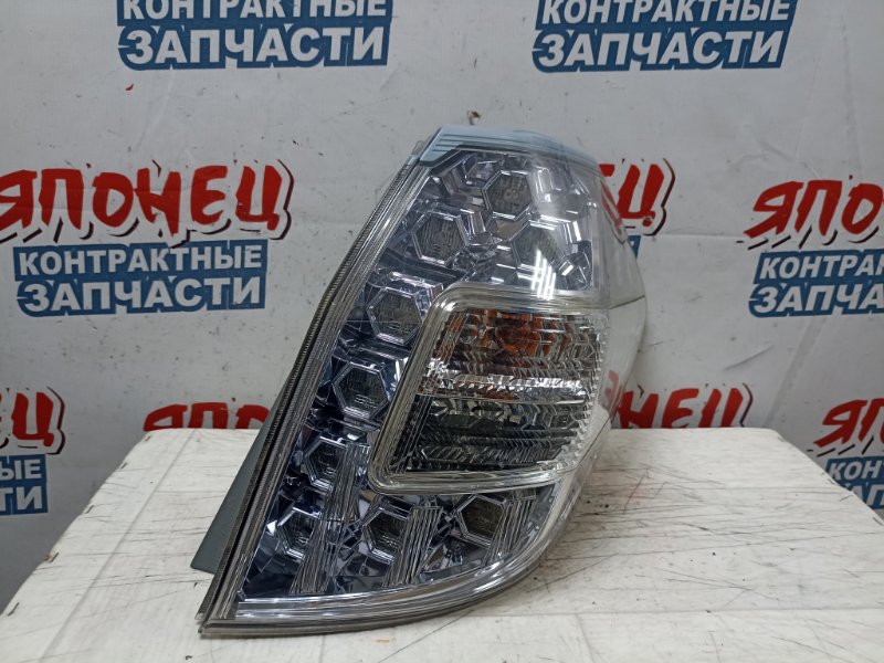 Стоп-сигнал Honda Fit Shuttle GP2 LDA задний правый (б/у)