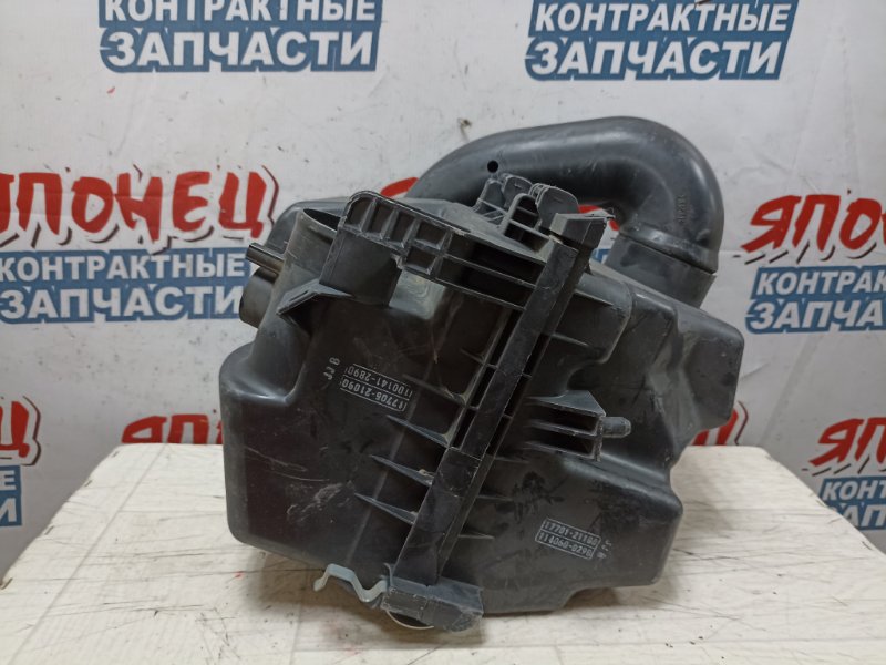 Корпус воздушного фильтра Toyota Ractis NCP100 1NZ-FE (б/у)