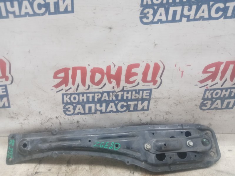 Балка продольная под двс Toyota Wish ZGE20 2ZR-FAE (б/у)