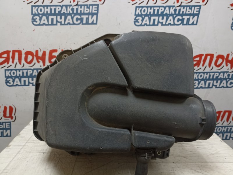 Корпус воздушного фильтра Honda Step Wagon RF5 K20A (б/у)