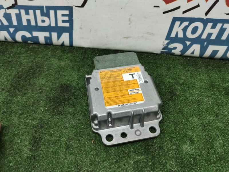 Блок airbag Nissan Leaf ZE0 EM61 (б/у)