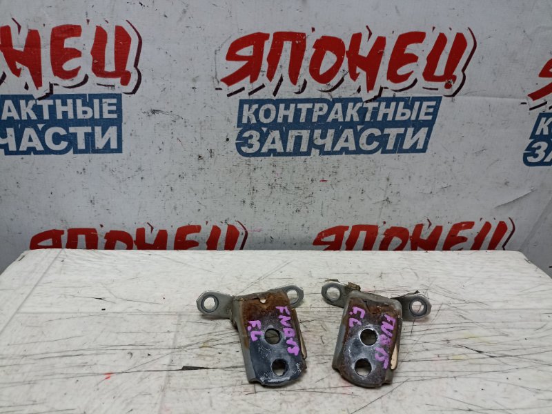 Петля двери Nissan Sunny FNB15 QG15DE передняя левая (б/у)