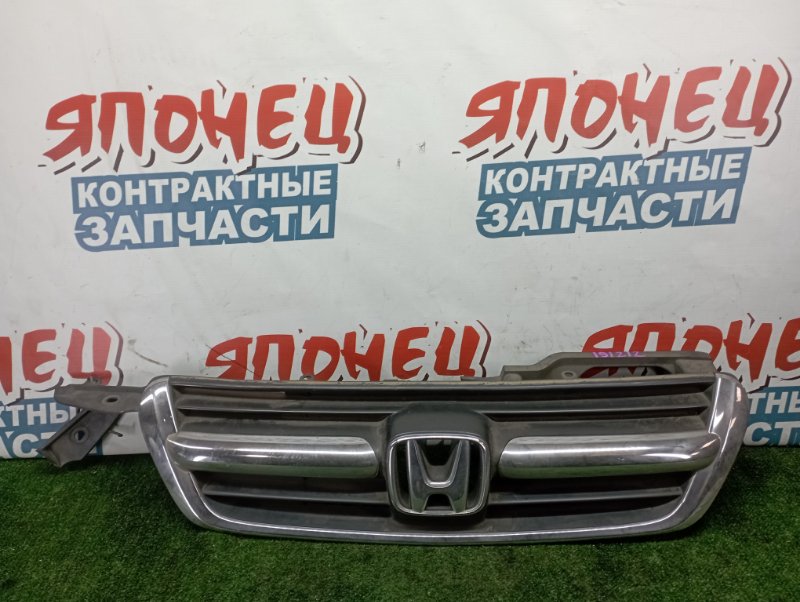 Решетка радиатора Honda Crv RD5 K20A (б/у)