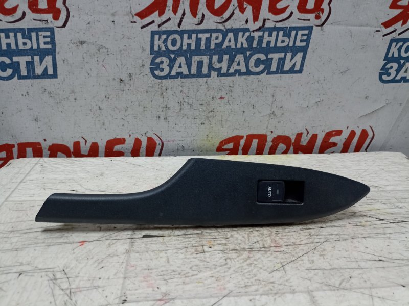 Кнопка стеклоподъемника Toyota Corolla  Fielder NZE144 1NZ-FE задняя левая (б/у)