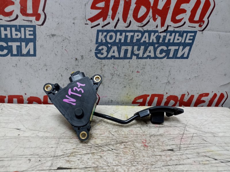 Педаль газа Nissan Xtrail NT31 MR20DE (б/у)