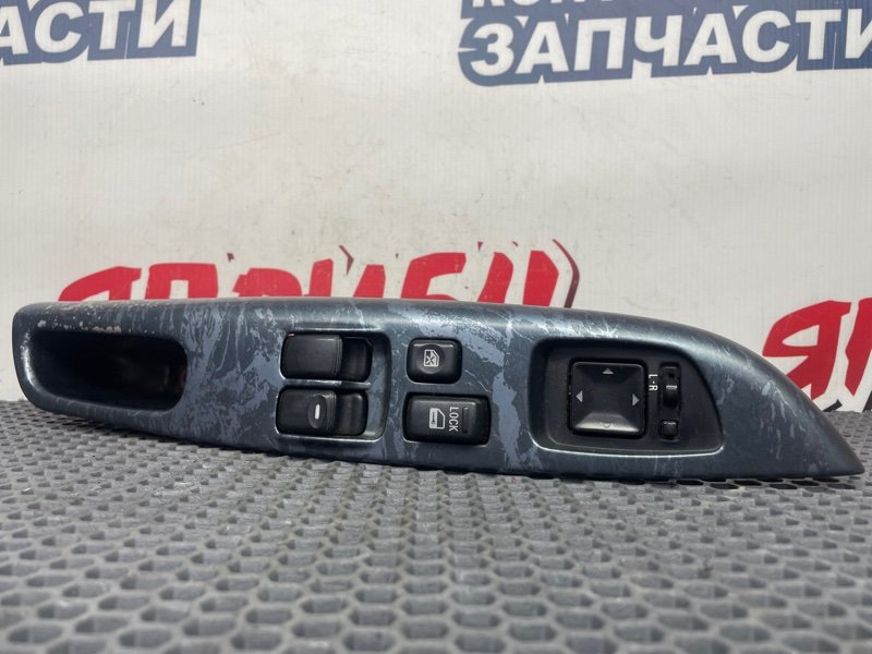 Блок упр. стеклоподьемниками Mitsubishi Delica PE8W 4M40 1996 (б/у)