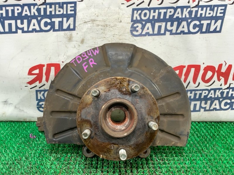 Ступица Suzuki Escudo TD94W H27A передняя правая (б/у)