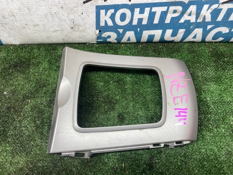 Консоль кпп Toyota Corolla Fielder NZE144 1NZ-FE (б/у)