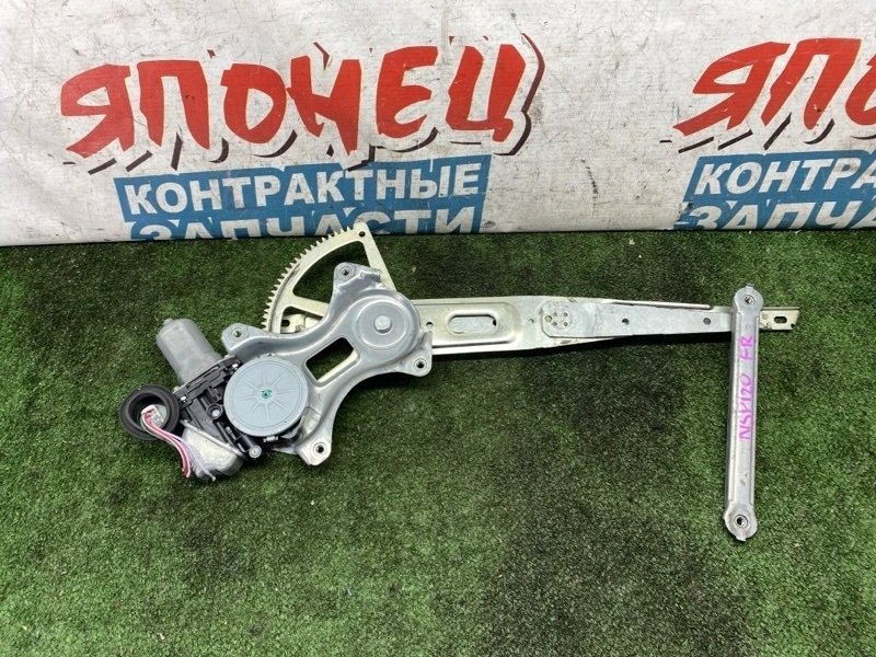 Стеклоподъемник Toyota Ractis NSP120 1NR-FE передний правый (б/у)