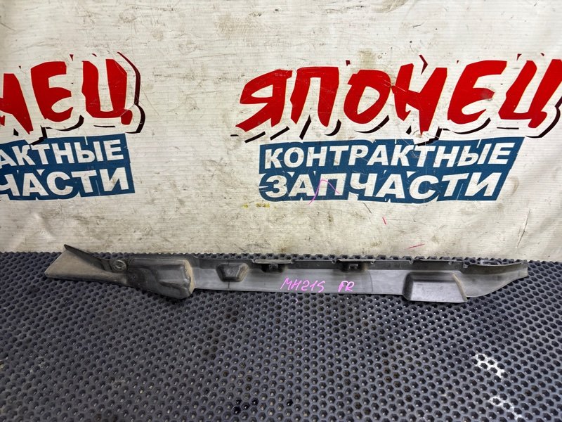 Пыльник крыла Suzuki Wagon R MH21S K6A передний правый (б/у)