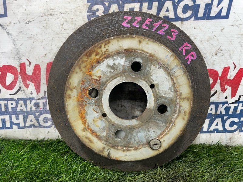 Тормозной диск Toyota Corolla Fielder ZZE123 2ZZ-GE задний (б/у)
