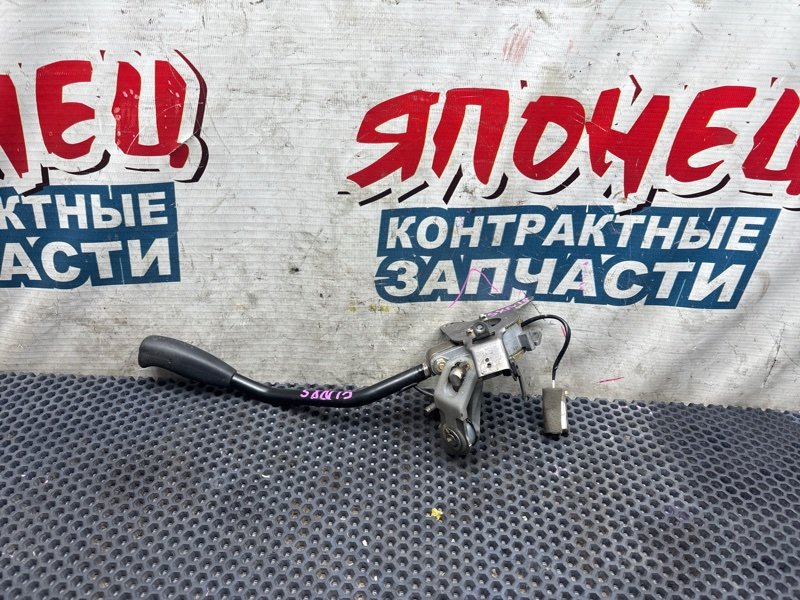 Рычаг переключения кпп Toyota Nadia SXN15 3S-FE (б/у)