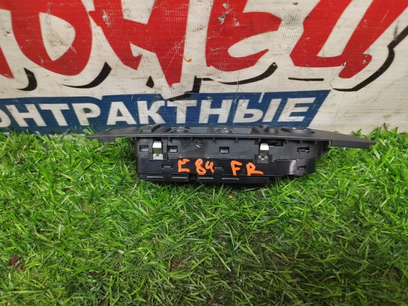 Блок упр. стеклоподьемниками Bmw X1 E84 N46B20B передний правый (б/у)