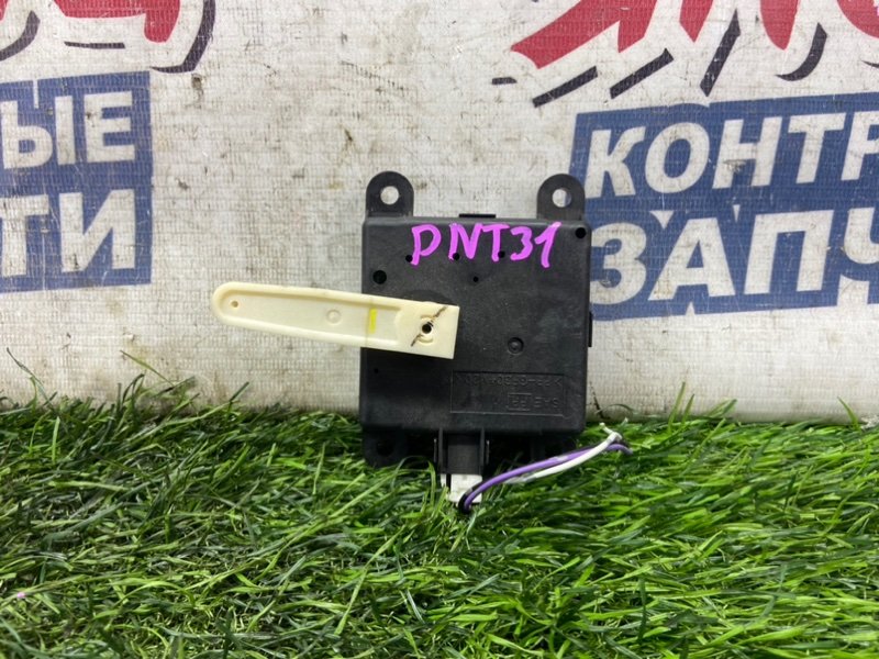 Сервопривод заслонок печки Nissan Xtrail DNT31 M9R (б/у)