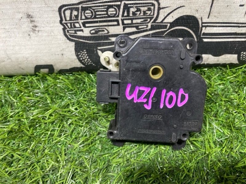 Сервопривод заслонок печки Toyota Land Cruiser UZJ100 2UZ-FE (б/у)