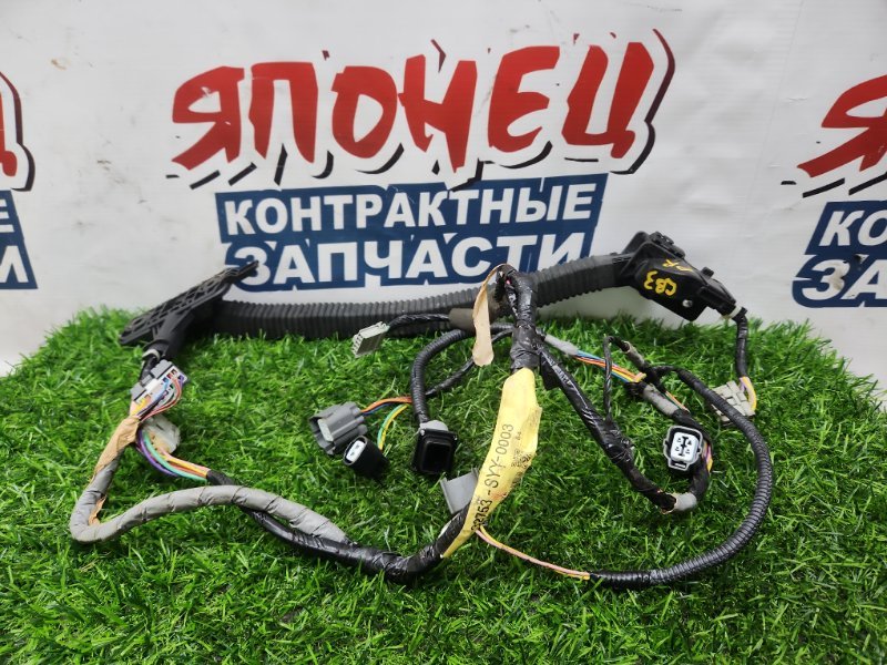 Коса двери Honda Freed GB3 L15A задняя правая (б/у)