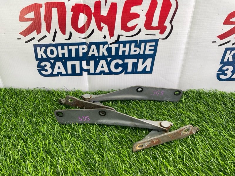 Петля капота Subaru Forester SG5 EJ205 (б/у)