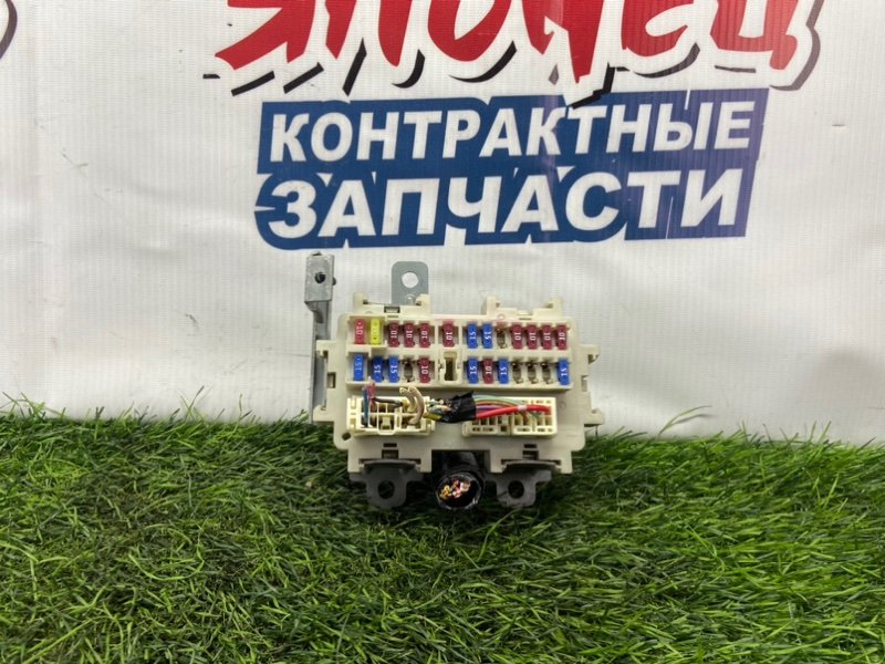 Блок предохранителей салона Nissan Fuga GY50 VK45DE (б/у)