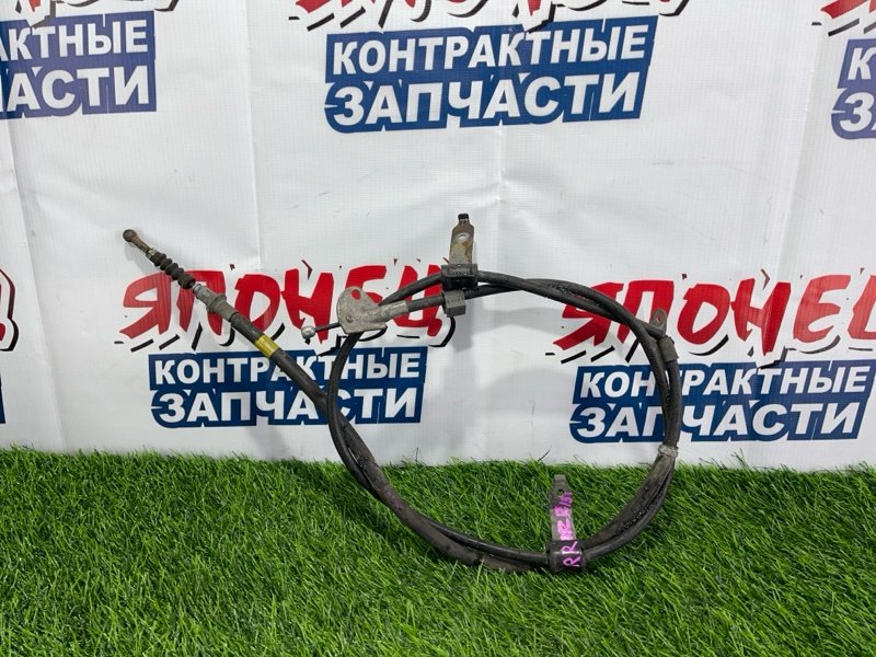 Тросик ручника Toyota Corolla Rumion NZE151 1NZ-FE правый (б/у)