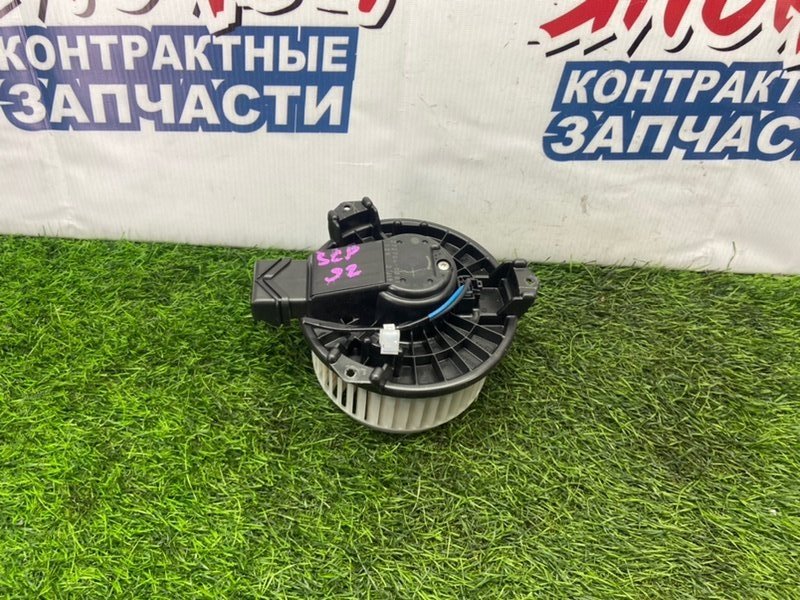 Мотор печки Toyota Belta SCP92 2SZ-FE (б/у)