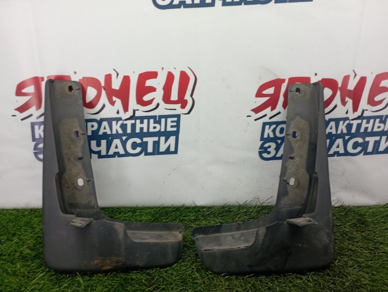 Брызговик Nissan X-Trail NT31 MR20DE передний (б/у)