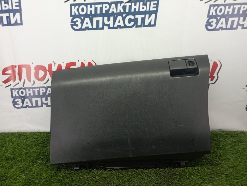 Бардачок Nissan X-Trail NT30 QR20DE (б/у)