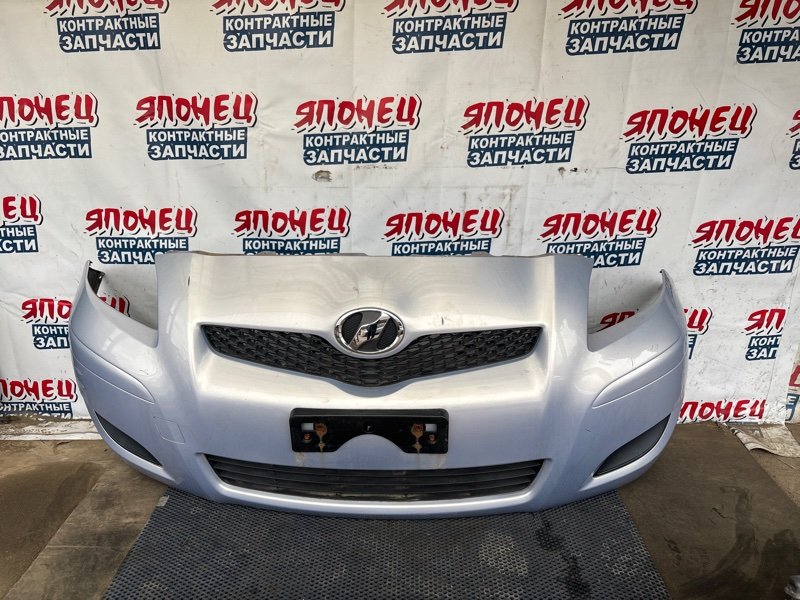 Бампер Toyota Vitz SCP90 2SZ-FE передний (б/у)