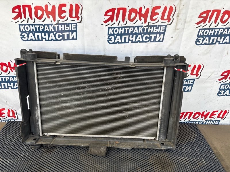 Радиатор основной Toyota Prius ZVW30 2ZR-FXE (б/у)