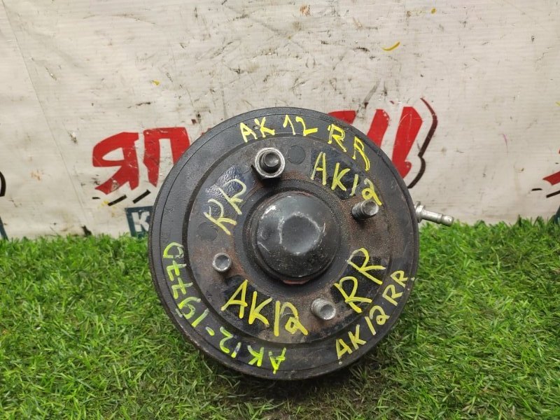 Ступица Nissan March AK12 CR12DE задняя правая (б/у)