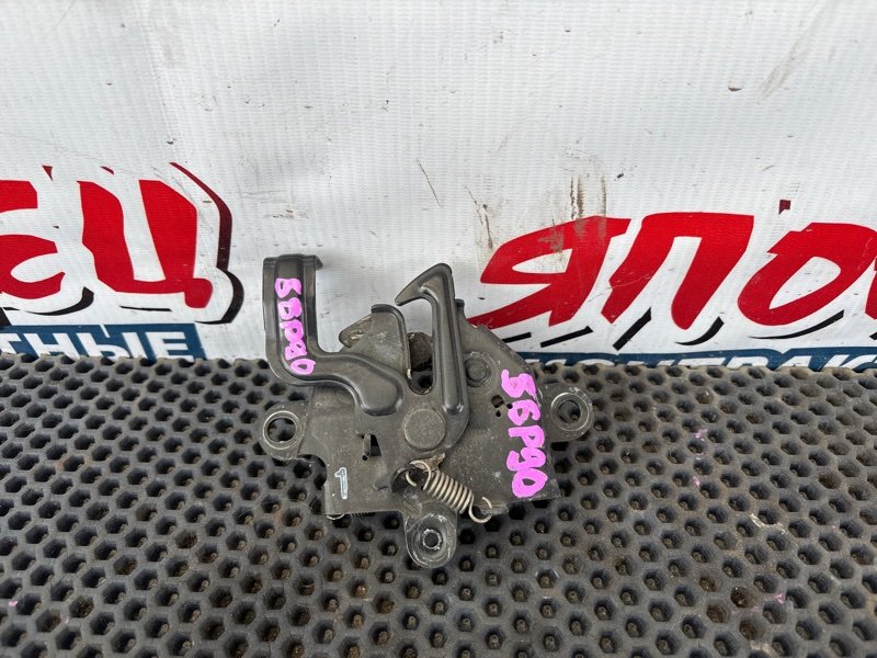 Замок капота Toyota Vitz SCP90 2SZ-FE (б/у)